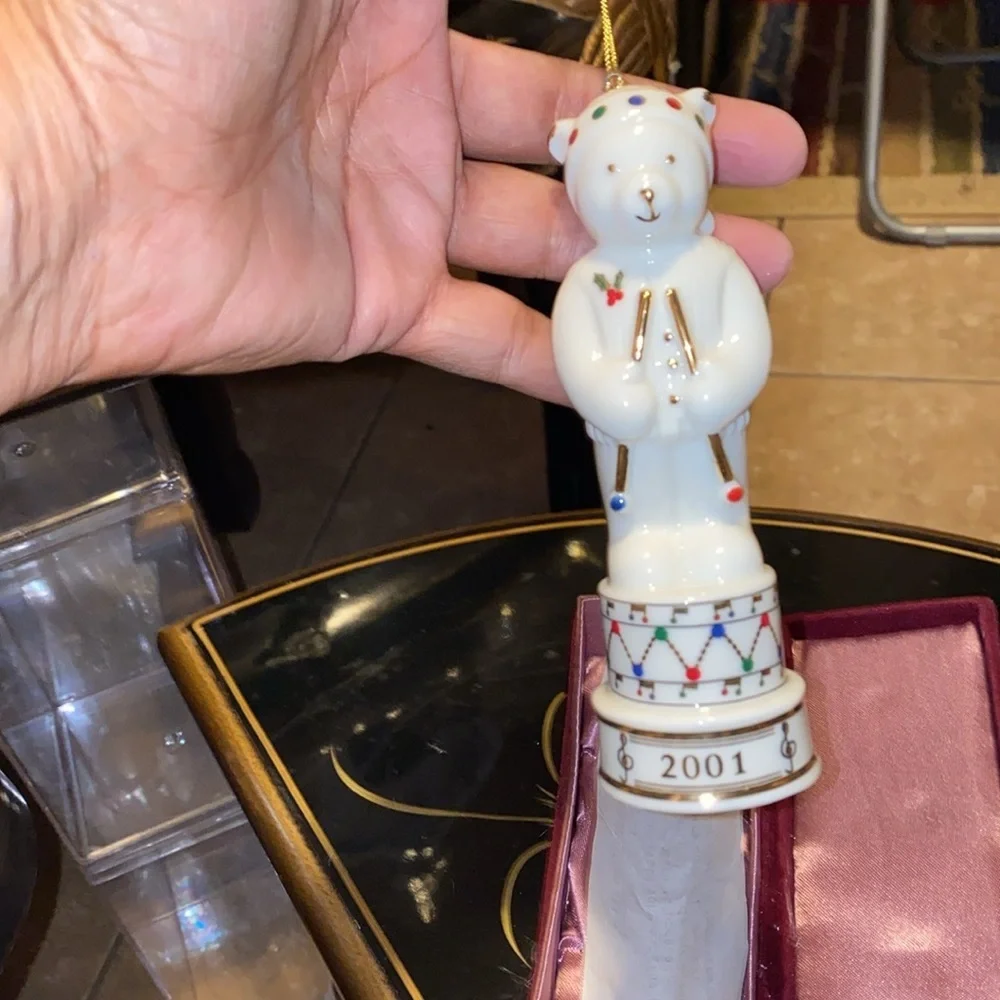 Gottschalks BX46 Drummer Boy 2001 Teddy Bear Porcelain Christmas Ornament w/box